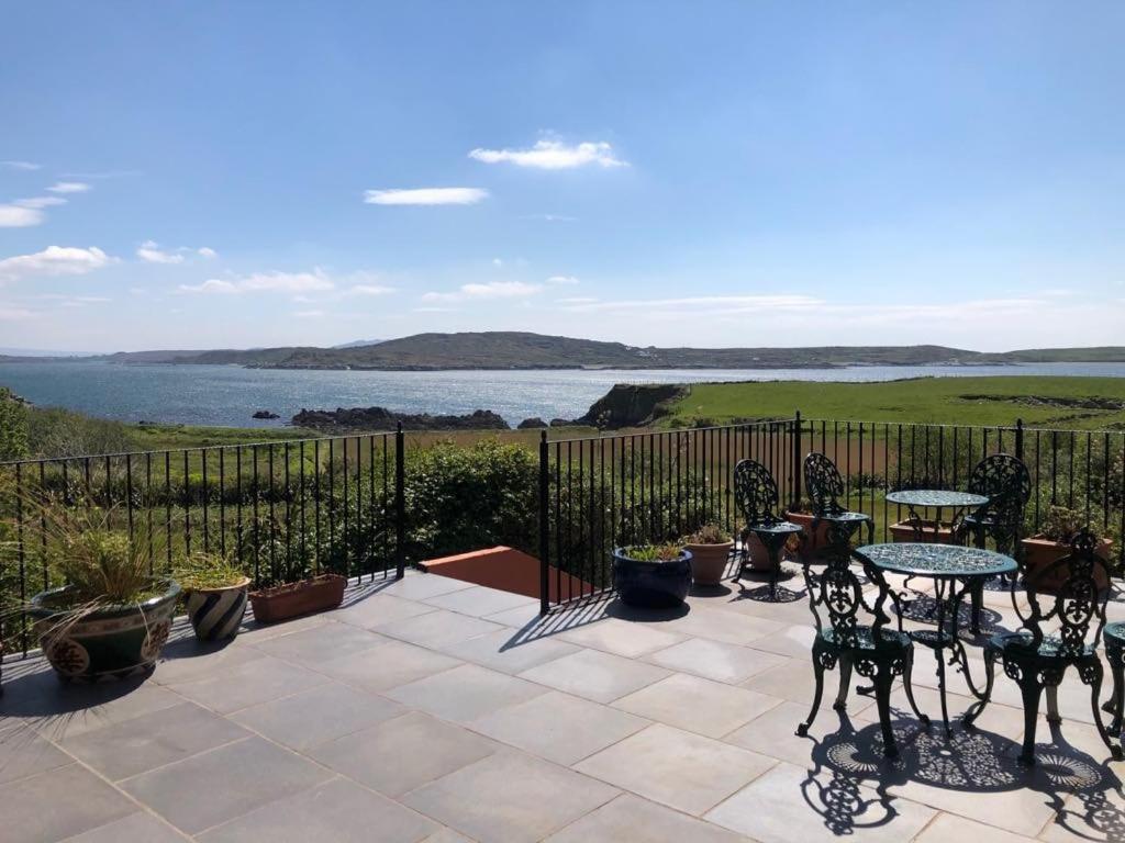 Dolphin Beach Country House - Rental Property Clifden Exteriör bild